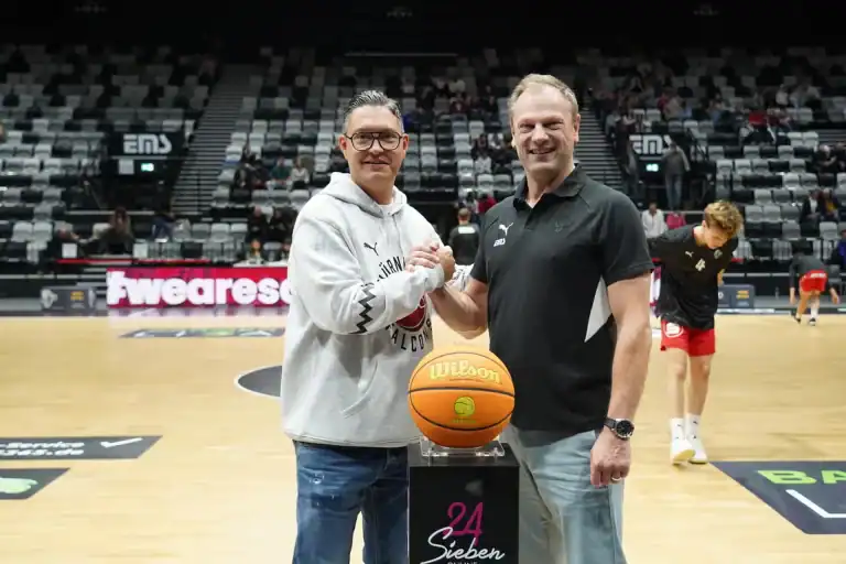 Symbolbild für das erweiterte Sportsponsoring: Die Wirtschaftskanzlei BEISSE & RATH engagiert sich im Jubiläumsjahr als offizieller Gold-Partner der Nürnberg Falcons.